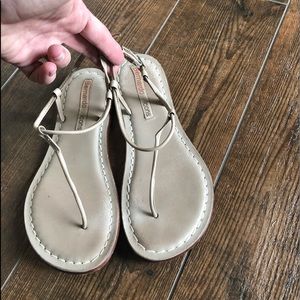 Bernardo sandal